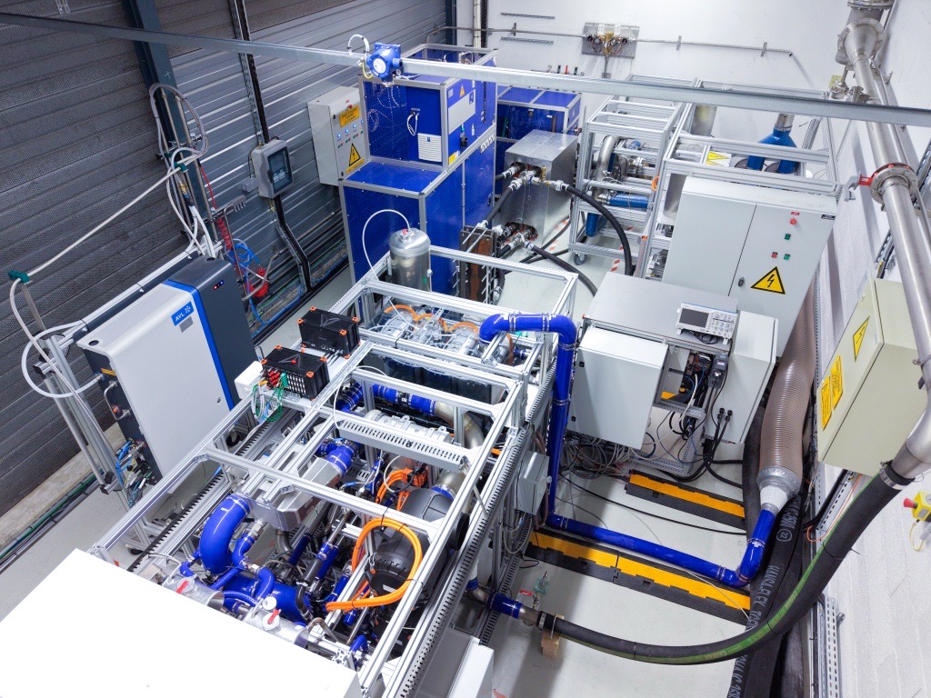Image of a full-scale hydrogen-electric propulsion system